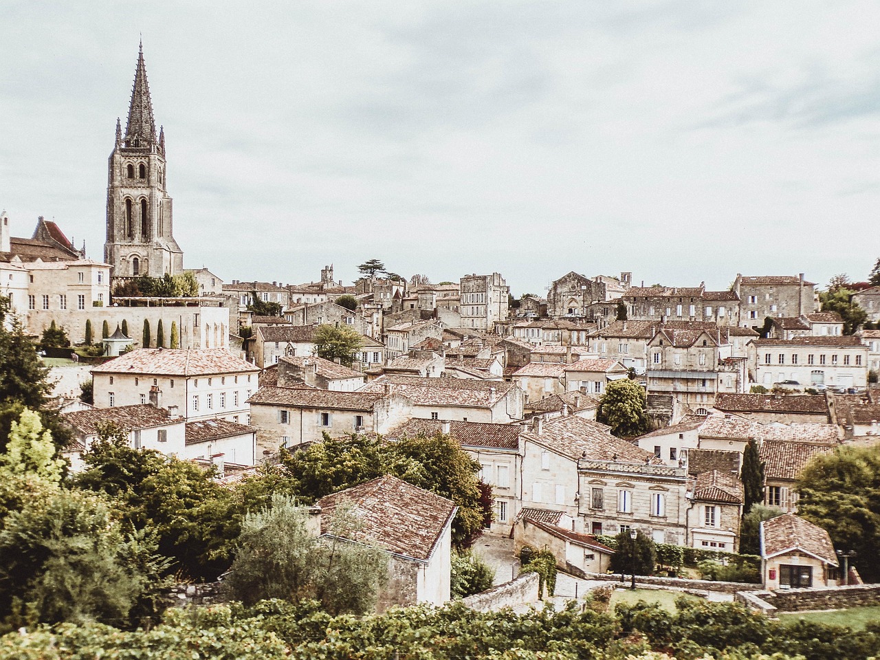 saint-émilion, france, travel, tourism, wine, grape, village, traveler, tourist, architecture, street, winery, castle, agriculture, nice, settlement, history, old village, church, scape, medieval, traditional, landscape, church tower, medieval village